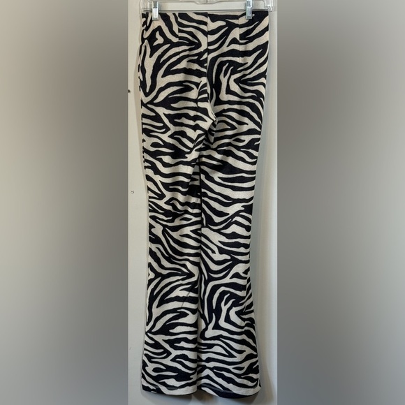 Women's Pull-on Zebra Print Bell Bottom Pants No Tags Measurements In Descr - Picture 5 of 7